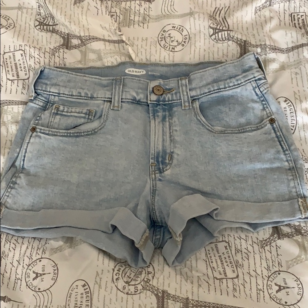 Women’s old navy boyfriend style denim shorts